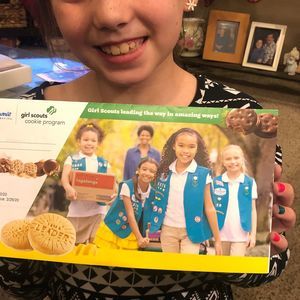 Meet your Posher, Roxanne